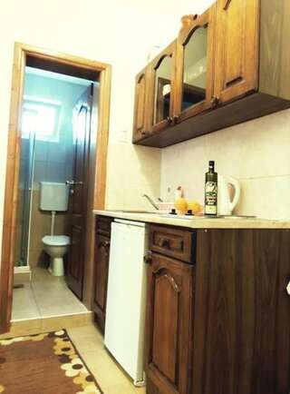 Апартаменты Apartment with 2 bedrooms in Ulcinj with wonderful sea view furnished balcony and WiFi 100 m from the beach Улцинь-7